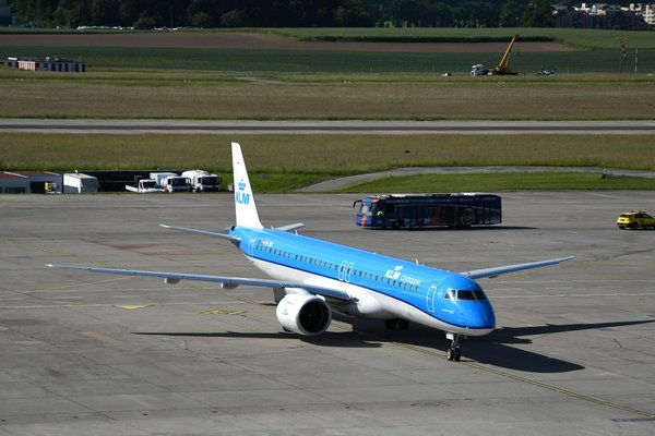 Desert safari dubai: an unforgettable adventure in the arabian sands